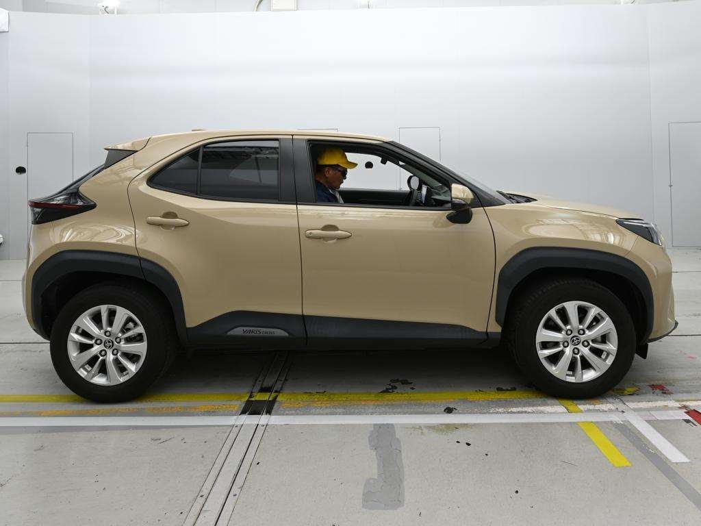 TOYOTA YARIS CROSS