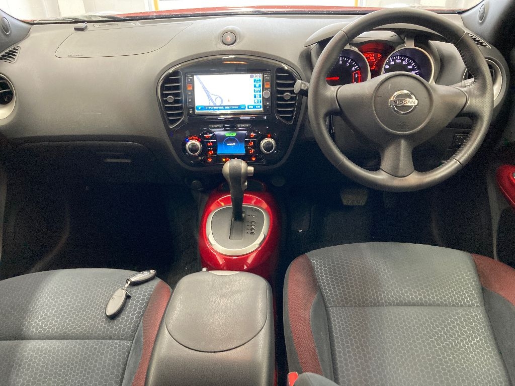 NISSAN JUKE