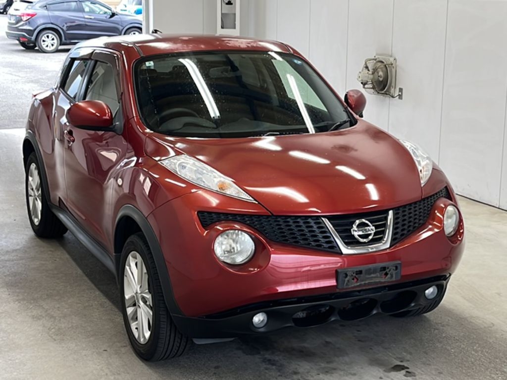 NISSAN JUKE
