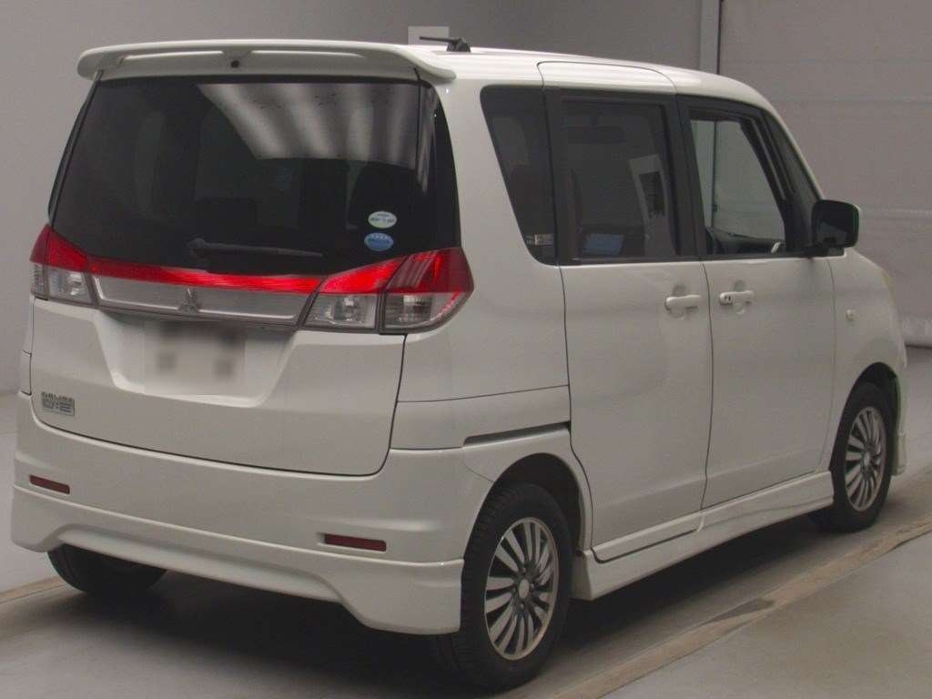 MITSUBISHI DELICA D:2