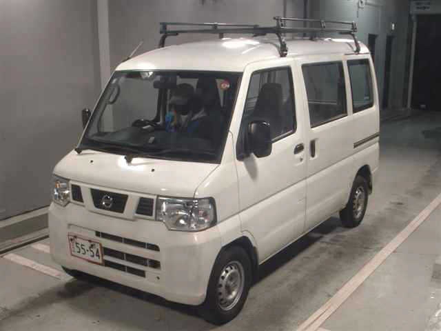 NISSAN NV100 CLIPPER