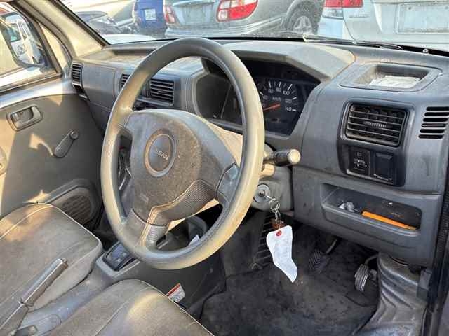 NISSAN CLIPPER