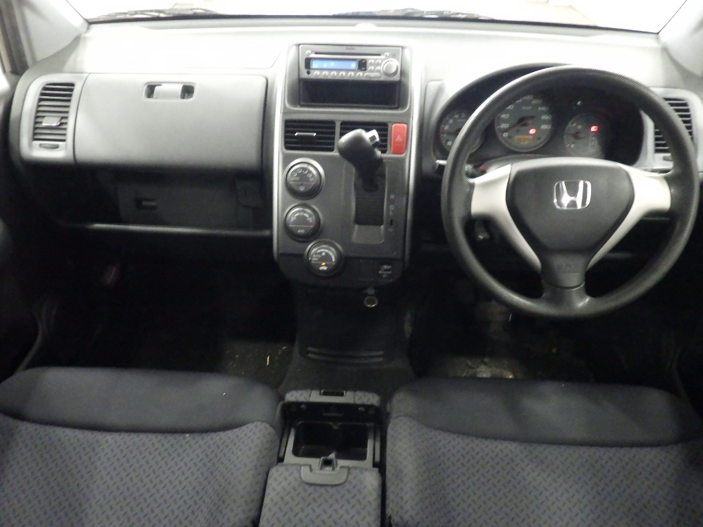 HONDA MOBILIO SPIKE