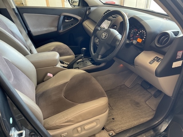 TOYOTA VANGUARD