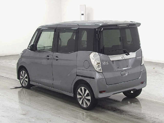 MITSUBISHI EK SPACE
