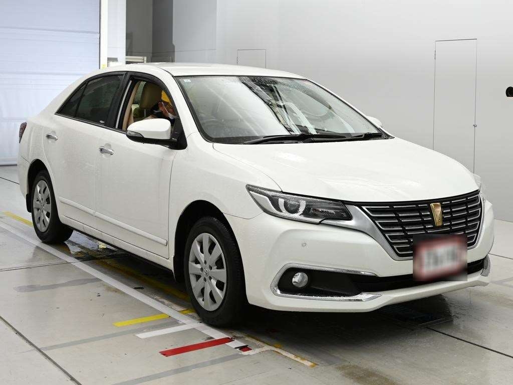 TOYOTA PREMIO