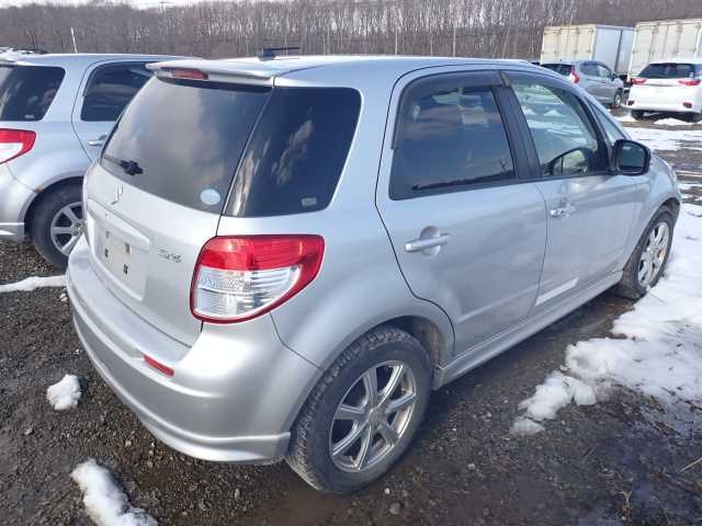 SUZUKI SX4