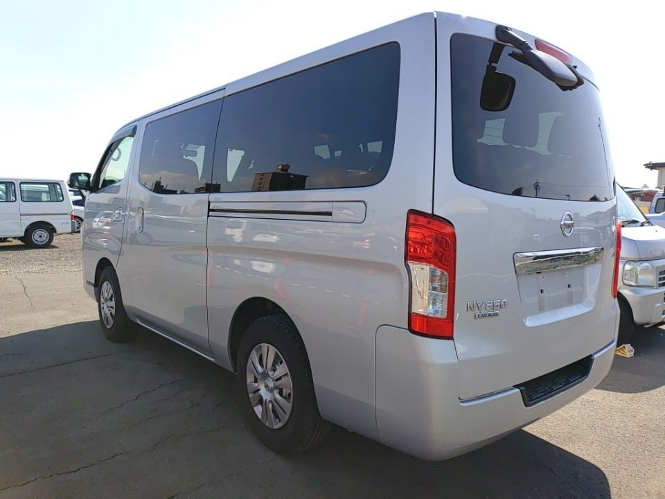 NISSAN NV350 CARAVAN
