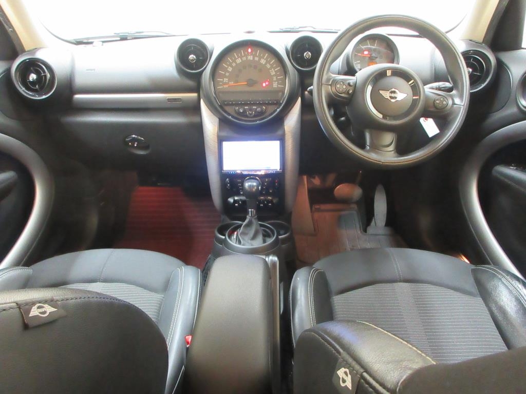 MINI CROSSOVER