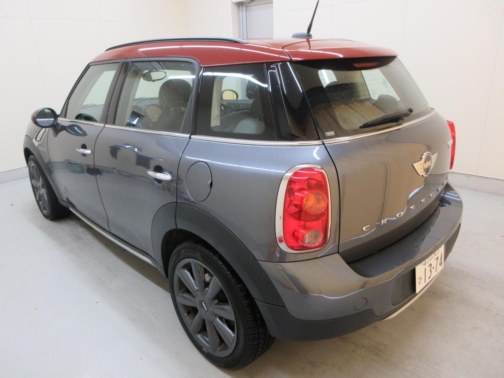MINI CROSSOVER
