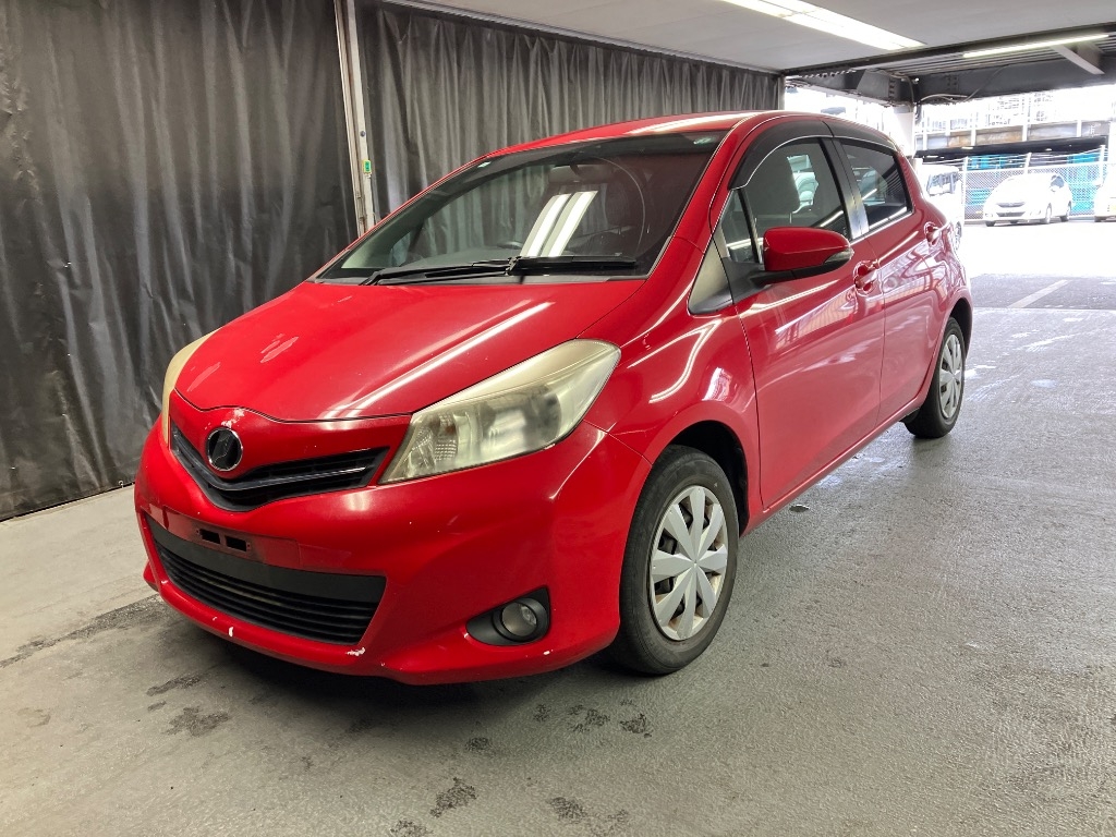 TOYOTA VITZ