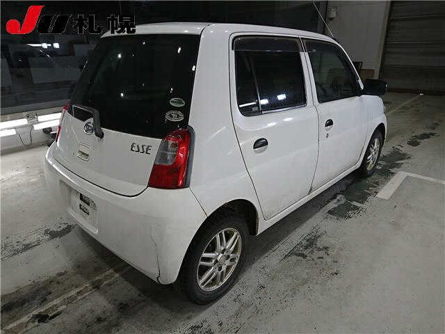DAIHATSU ESSE