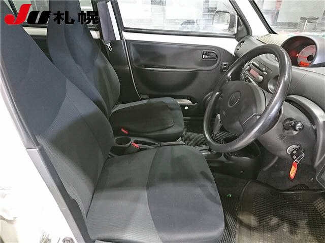 DAIHATSU ESSE