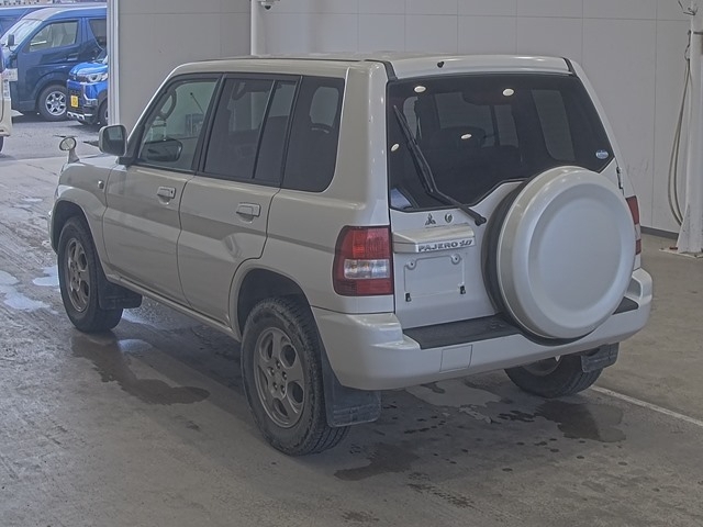 MITSUBISHI PAJERO IO