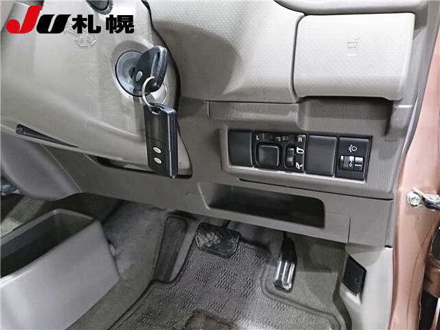 NISSAN PINO