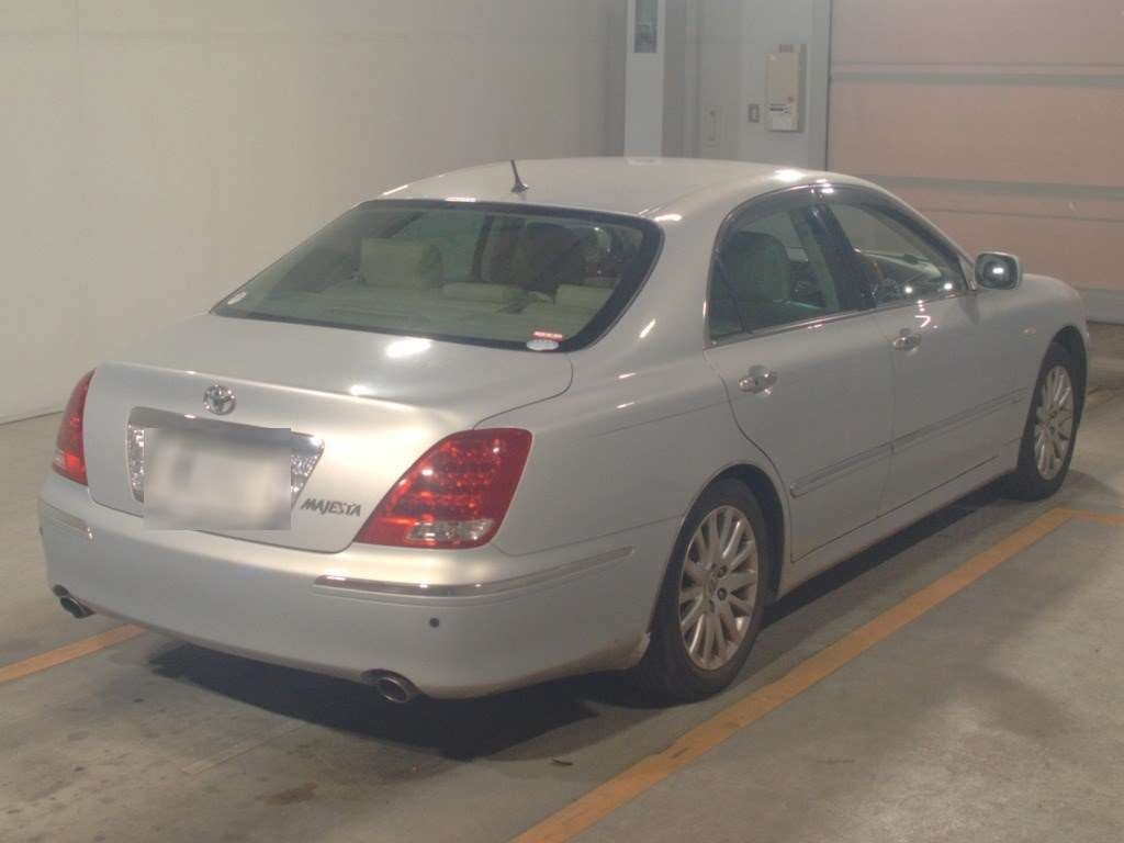 TOYOTA CROWN MAJESTA