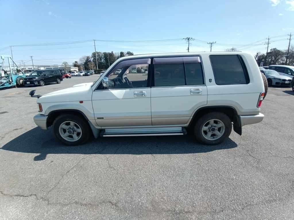 ISUZU BIGHORN