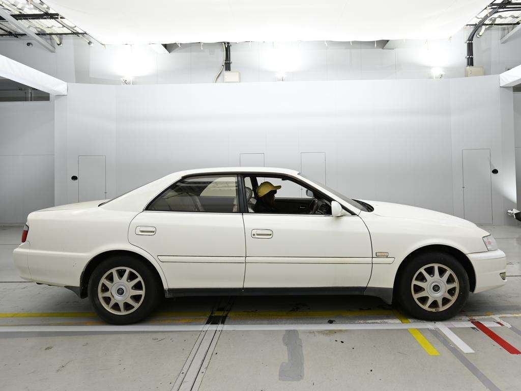 TOYOTA CHASER