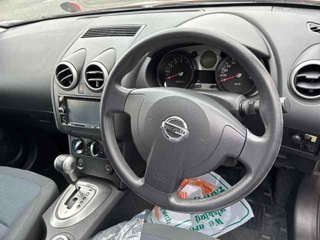 NISSAN DUALIS