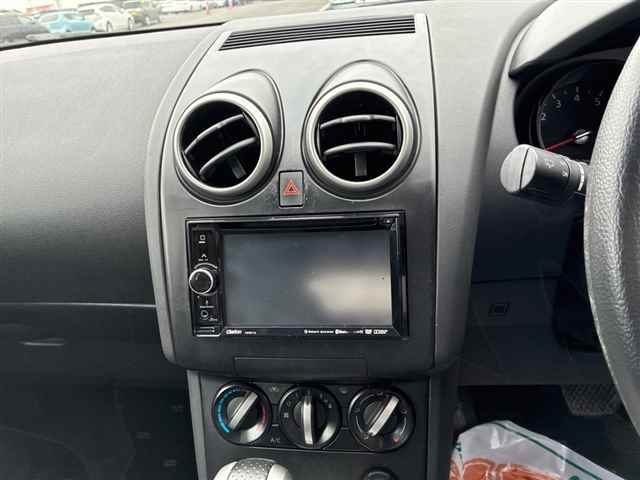 NISSAN DUALIS