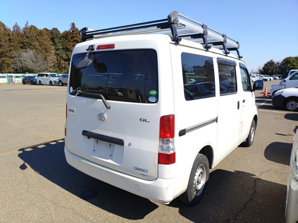 TOYOTA TOWN ACE