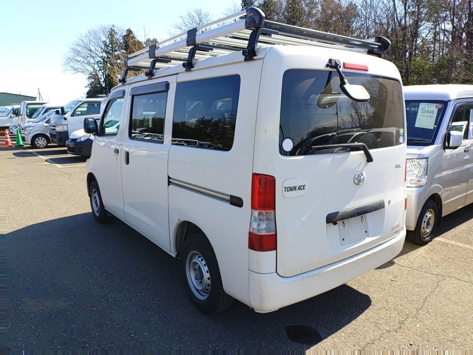 TOYOTA TOWN ACE