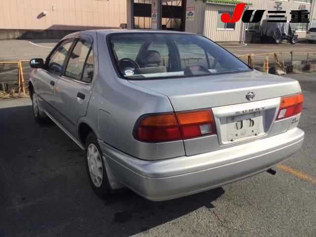 NISSAN SUNNY