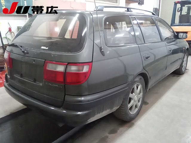 TOYOTA CALDINA