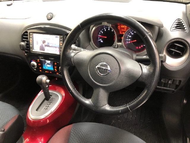 NISSAN JUKE