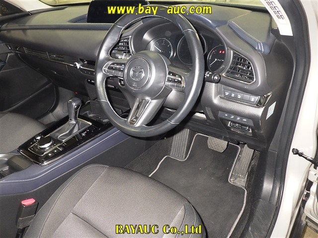 MAZDA CX-30