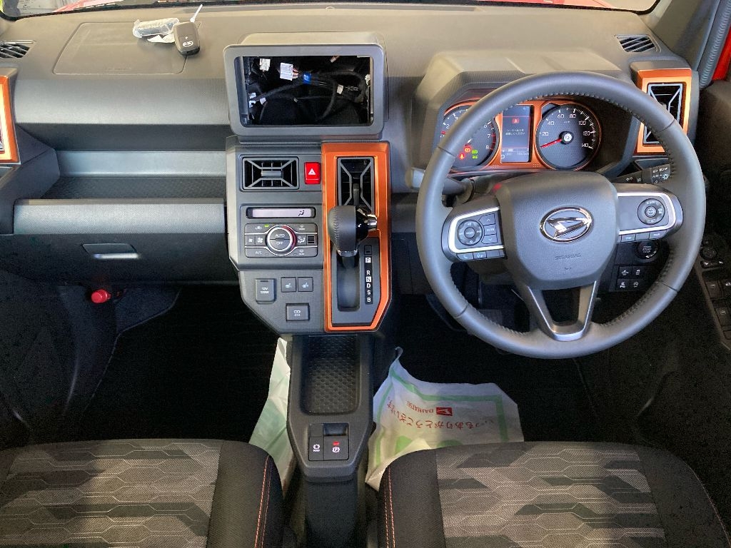 DAIHATSU TAFT