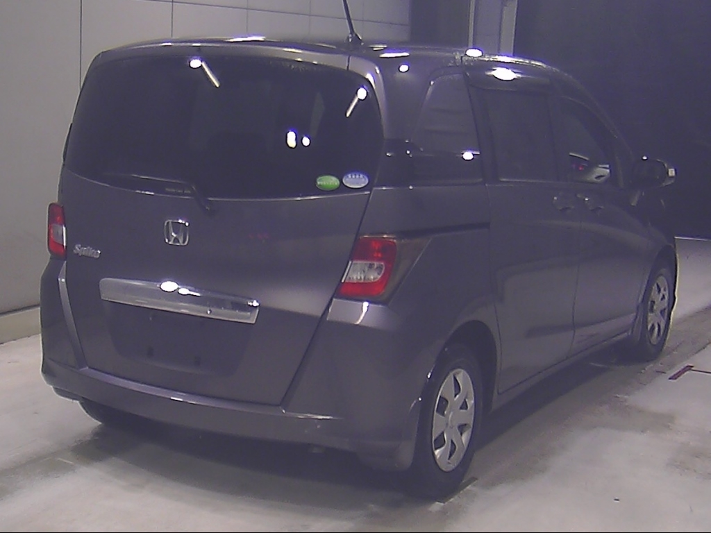 HONDA FREED SPIKE