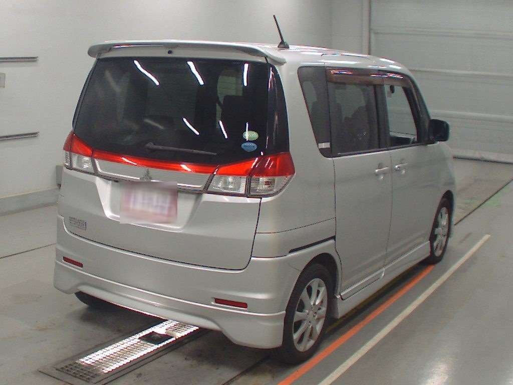 MITSUBISHI DELICA D:2
