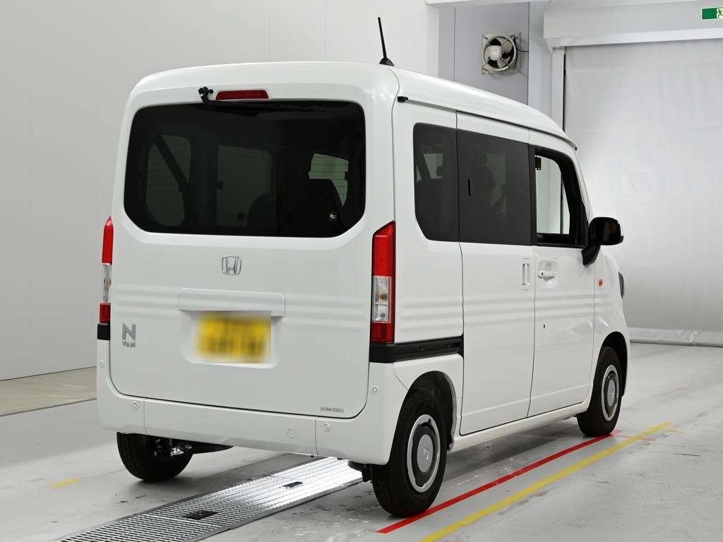 HONDA N-VAN