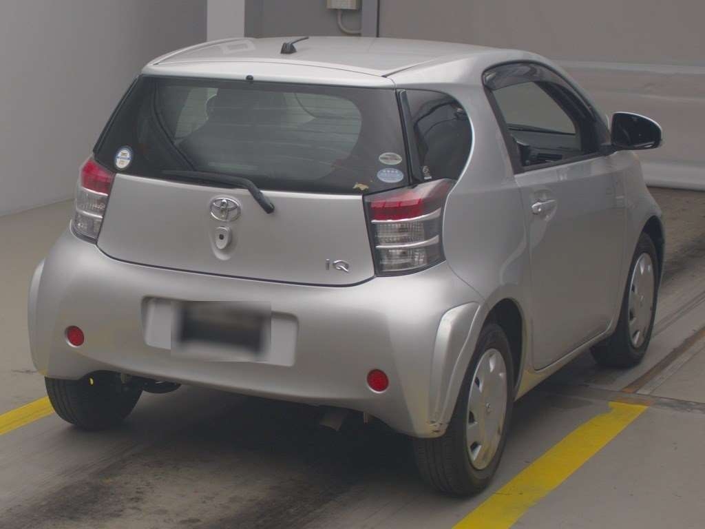 TOYOTA IQ