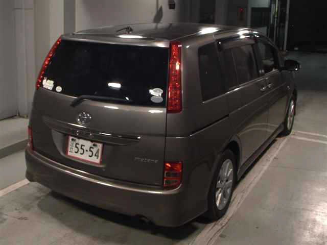 TOYOTA ISIS