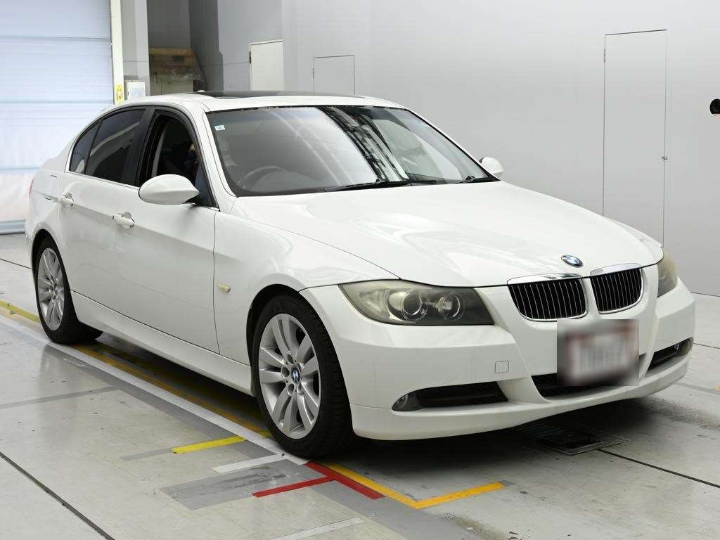BMW 3-SERIES