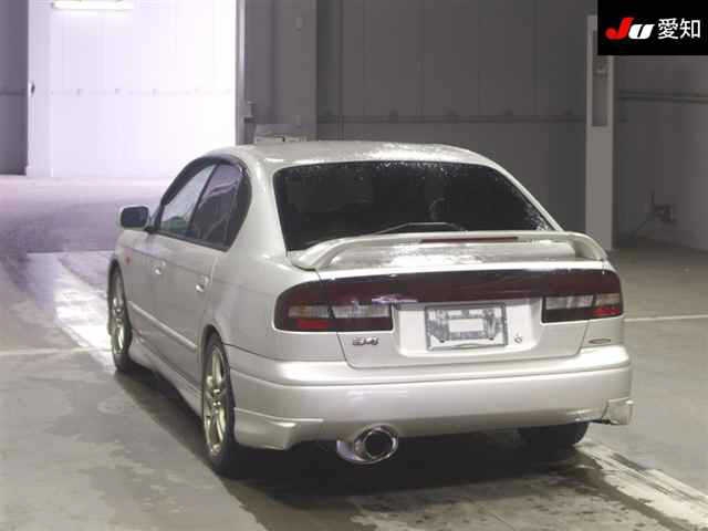 SUBARU LEGACY B4