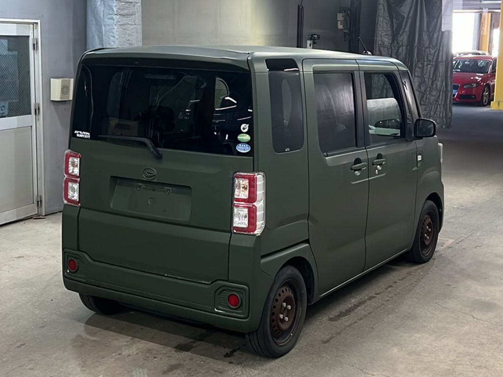 DAIHATSU WAKE