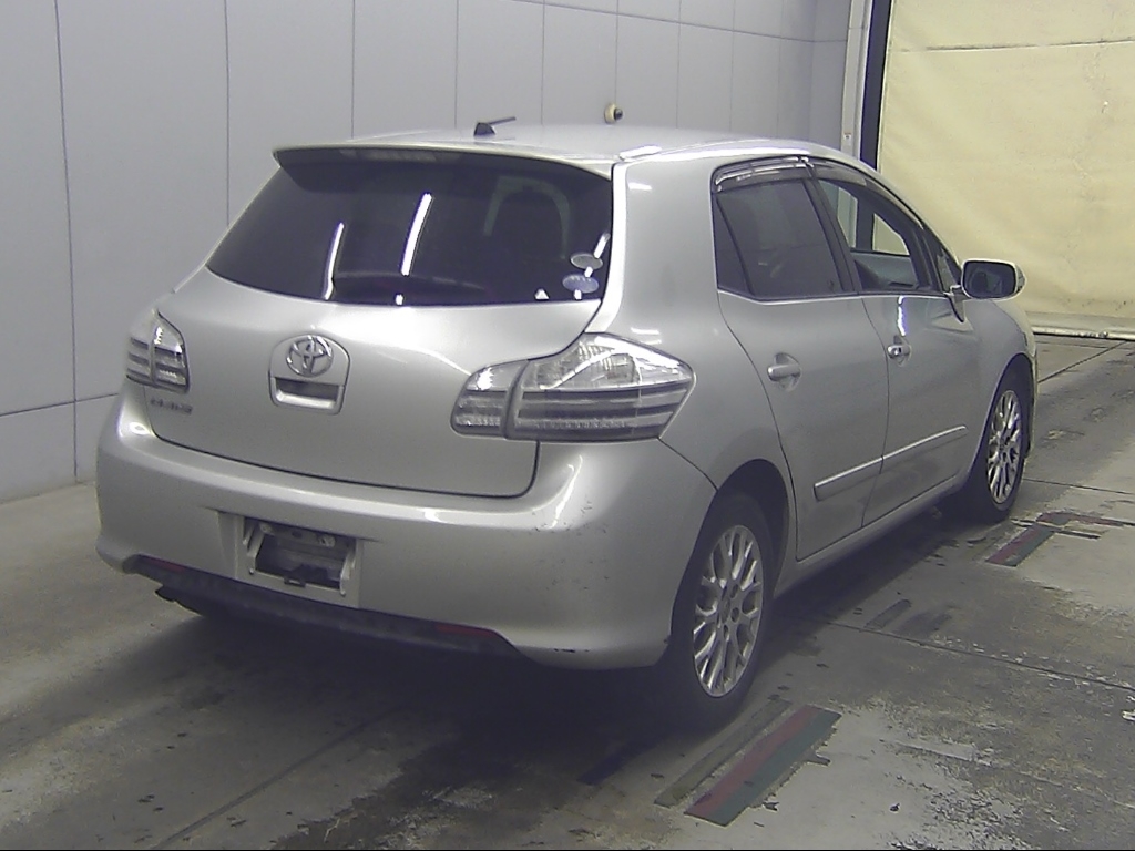 TOYOTA BLADE