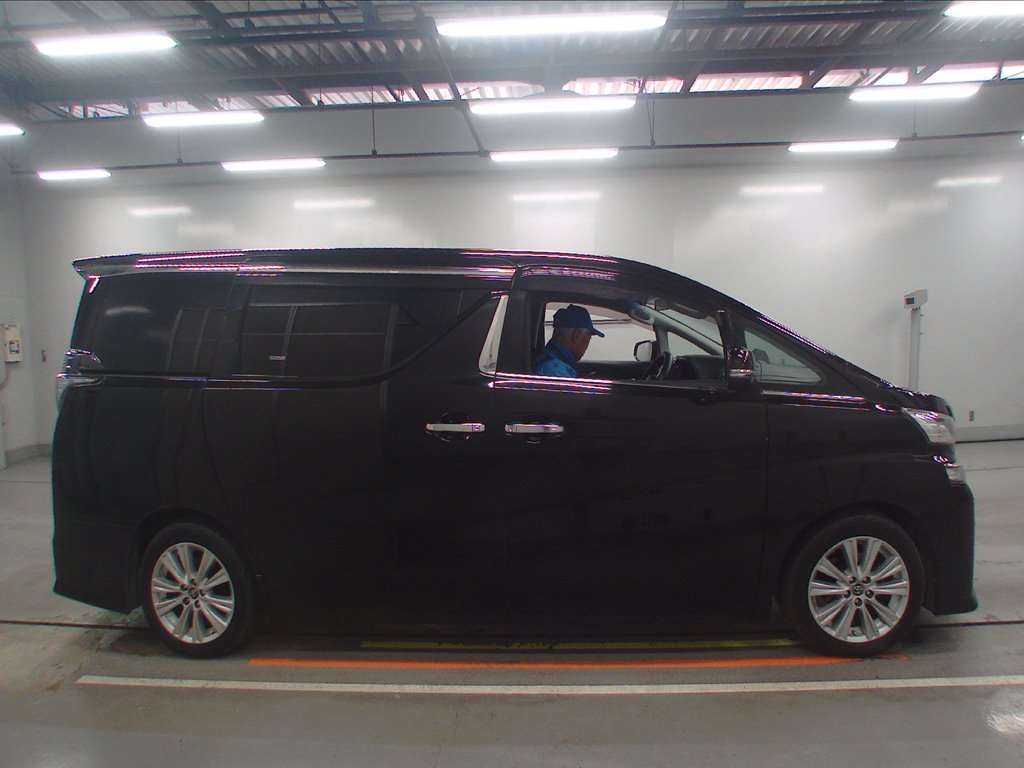 TOYOTA VELLFIRE