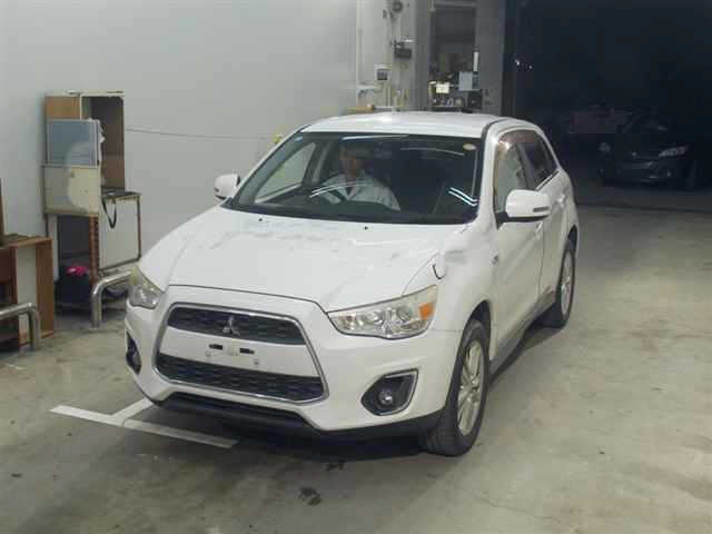 MITSUBISHI RVR