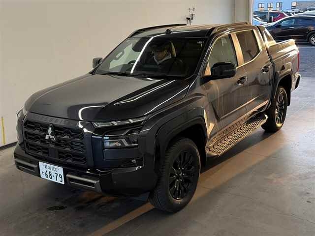 MITSUBISHI TRITON