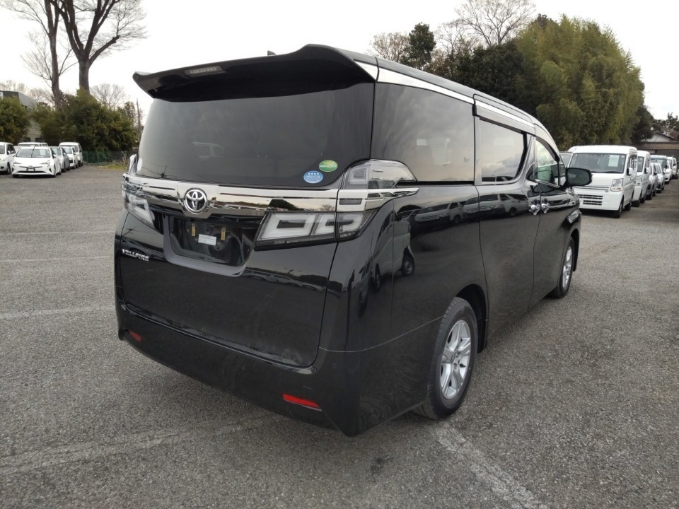 TOYOTA VELLFIRE