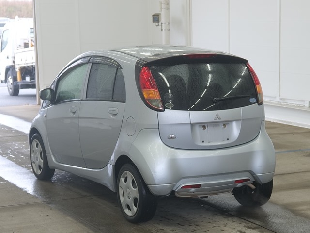 MITSUBISHI I