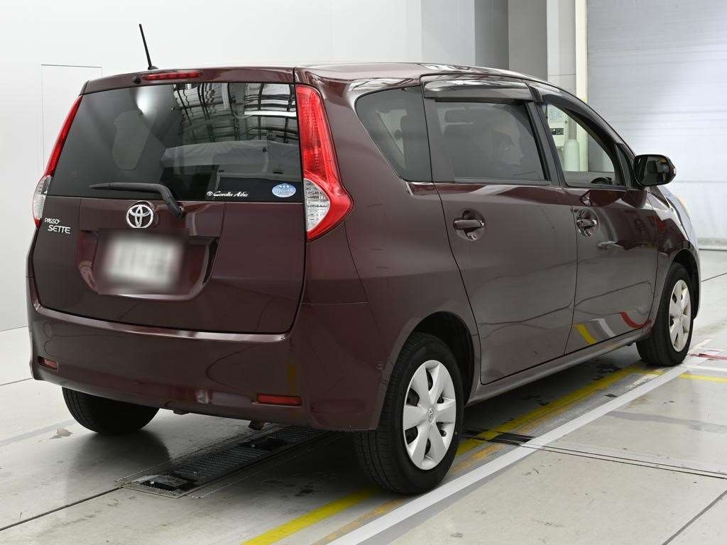 TOYOTA PASSO SETTE