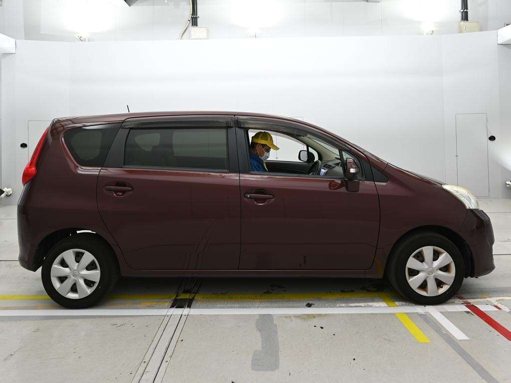 TOYOTA PASSO SETTE