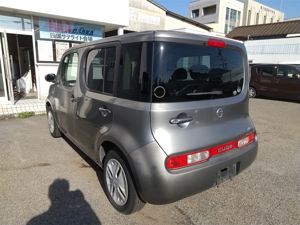 NISSAN CUBE