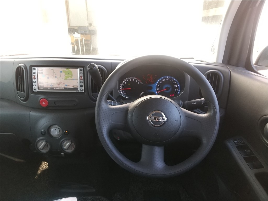 NISSAN CUBE