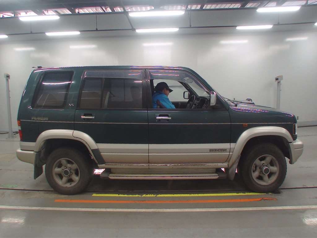 ISUZU BIGHORN